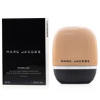 Marc Jacobs Shameless Youthful Look